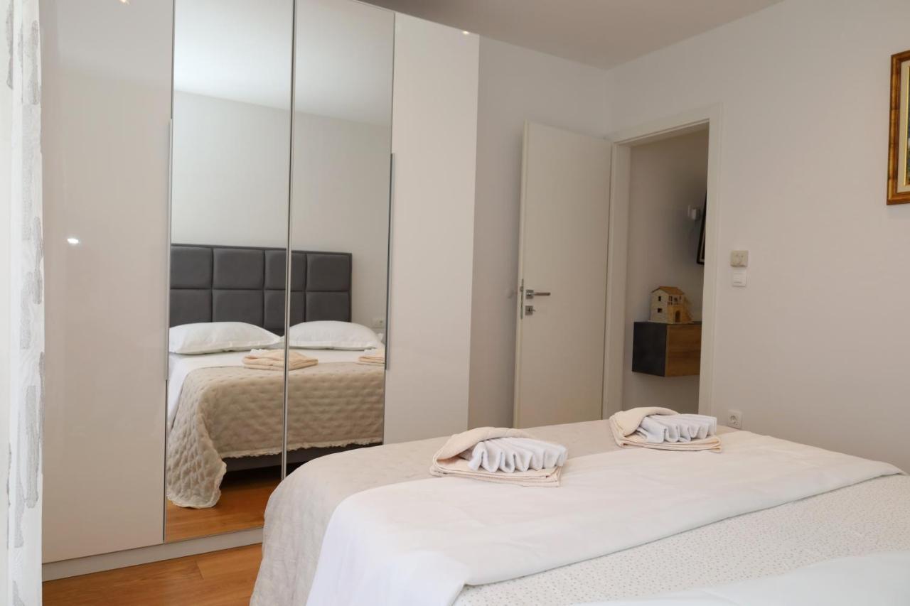 Dalmata D Apartment Podstrana Exterior photo